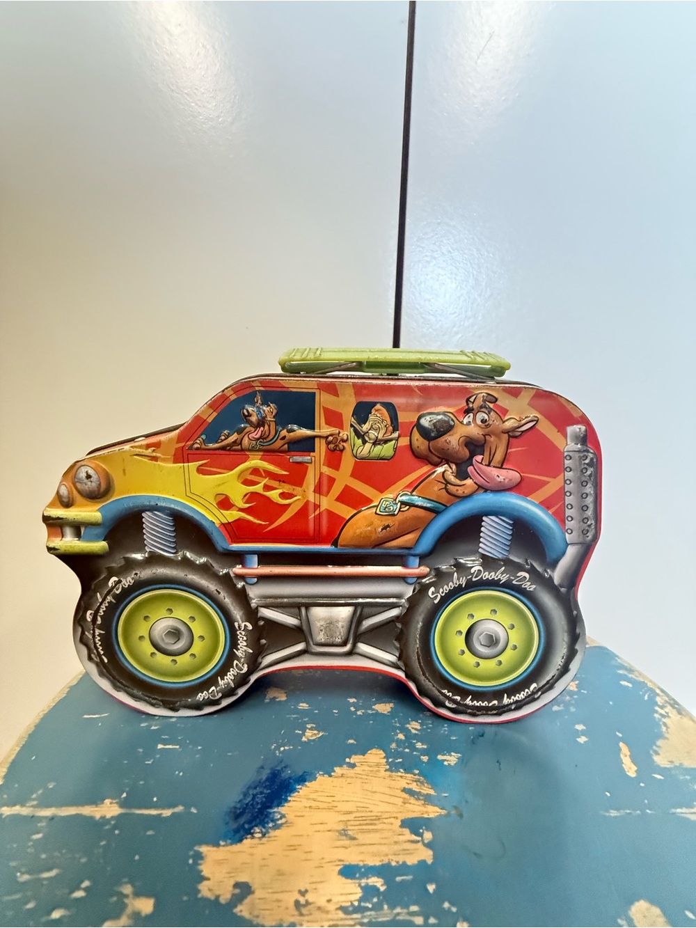 Scooby-Doo Monster Van lunchbox.  Vintage. Collectible.